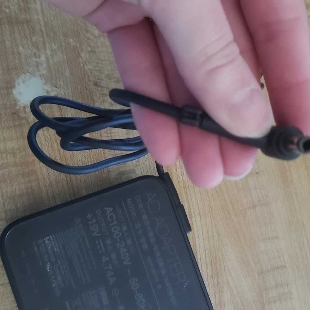 3 ASUS laptop chargers